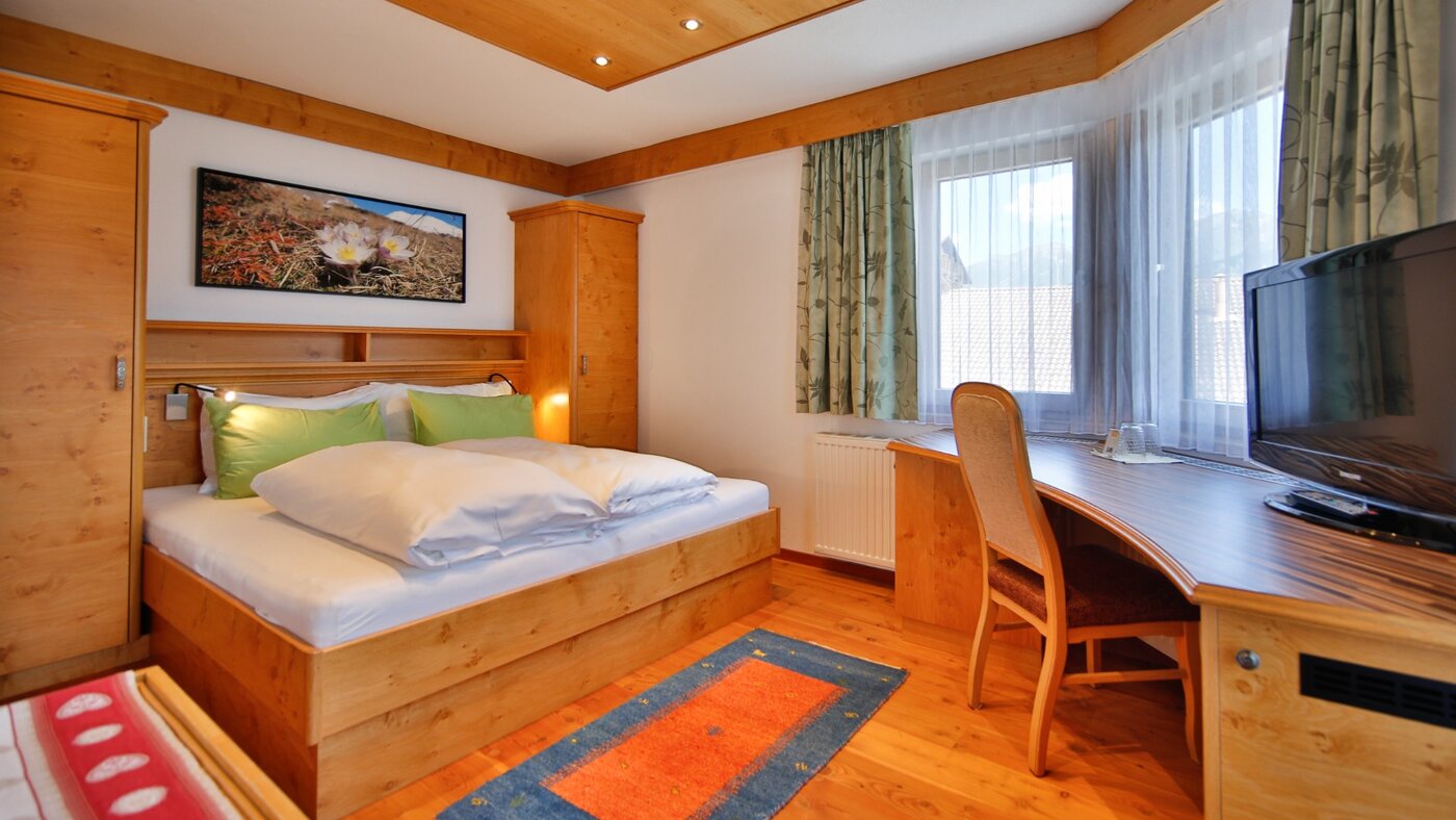 Zimmer mit Doppelbett