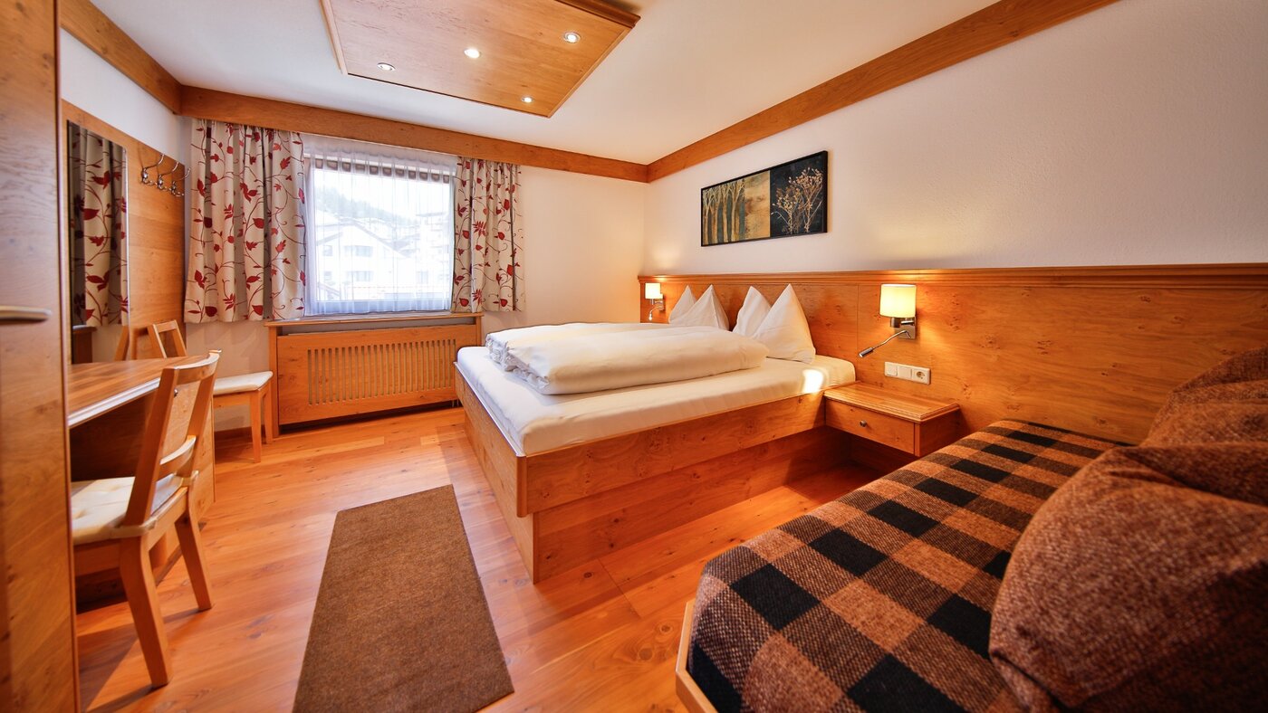 Zimmer mit Doppelbett